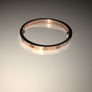 Women’s Rose Gold Love Bracelet